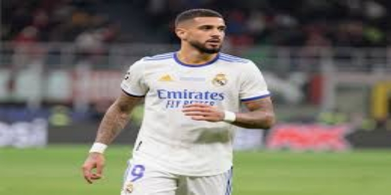 专家观点：纽卡斯尔的困境与策略  -九游会