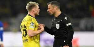 暴力文化的蔓延：足球界对裁判保护机制的严重缺失-九游会