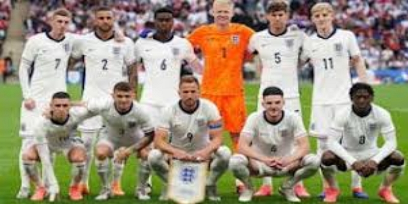 首战回顾：英格兰战塞尔维亚的亮点与隐忧-九游会