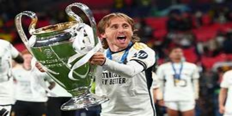 黄金45分钟的遗憾：多特蒙德错失关键机会-九游会